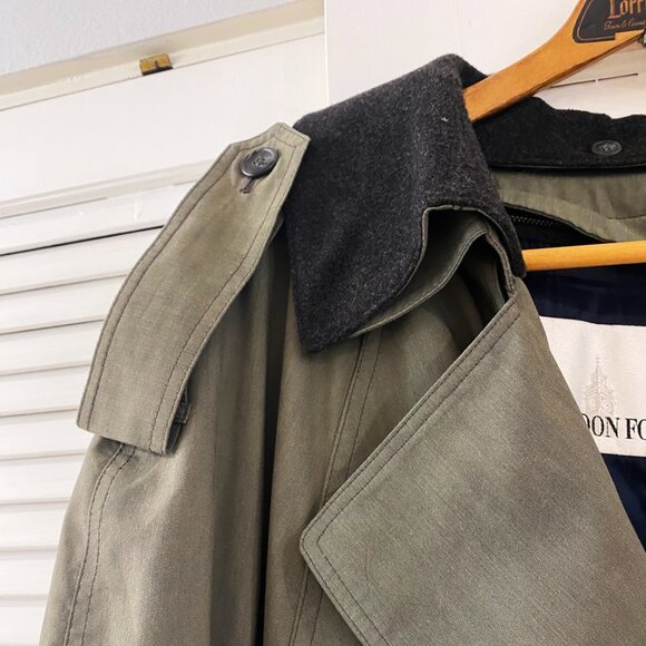 London Fog Mens Trench Coat Army Green Belt Zip Out Fleece Lining Vintage 44 Reg - Picture 3 of 12